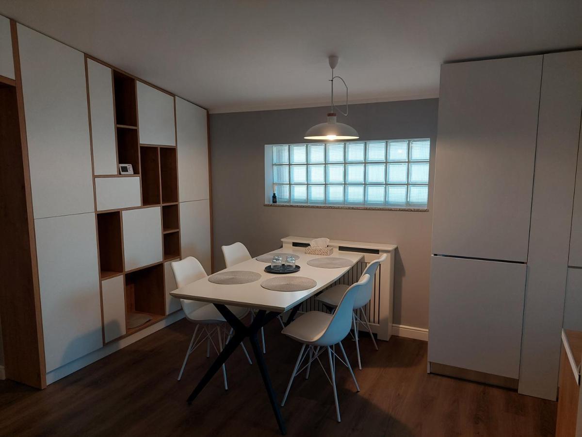 Lovely Apartment Ioana Tirgu Neamt Εξωτερικό φωτογραφία
