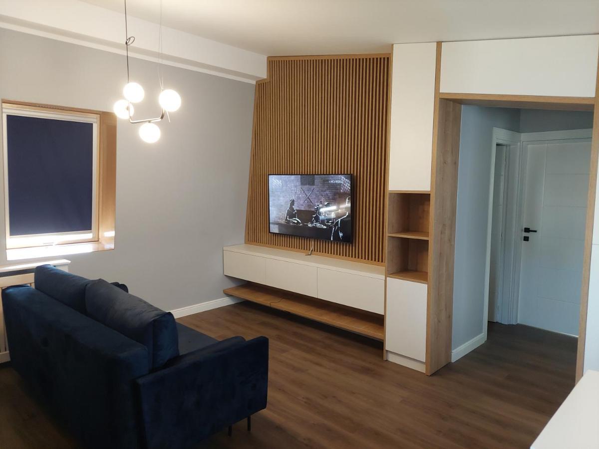 Lovely Apartment Ioana Tirgu Neamt Εξωτερικό φωτογραφία