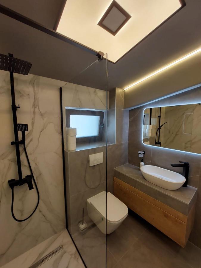 Lovely Apartment Ioana Tirgu Neamt Εξωτερικό φωτογραφία